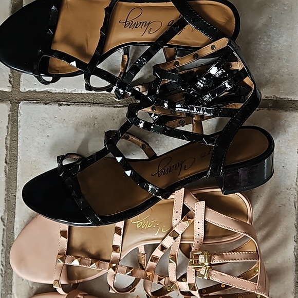 Sandals - Picture 5 of 5